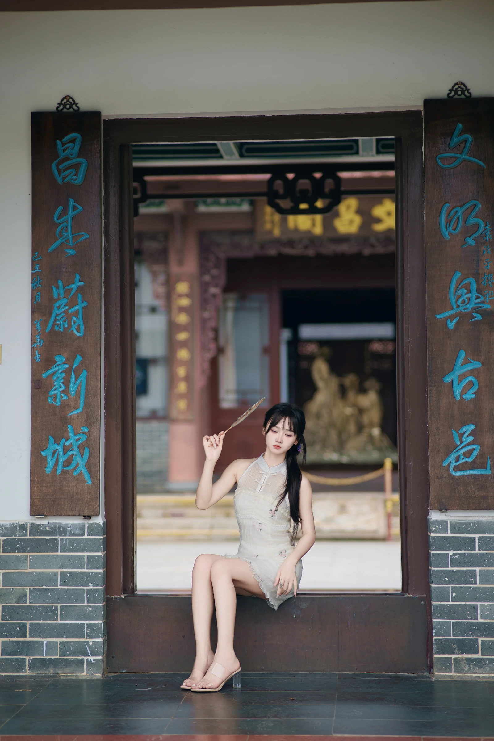 [YITUYU]艺图语-2024.10.21-牵丝戏-小小雨-[32P-898MB]-9.webp